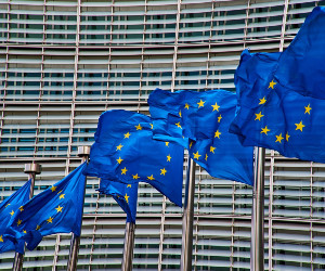 Współpraca z instytucjami Unii Europejskiej w zakresie tłumaczeń ustnych