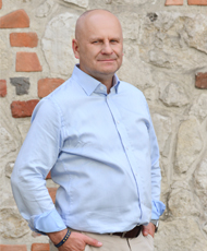 Psycholog i psychoterapeuta, badacz kompetencji społeczno-emocjonalnych